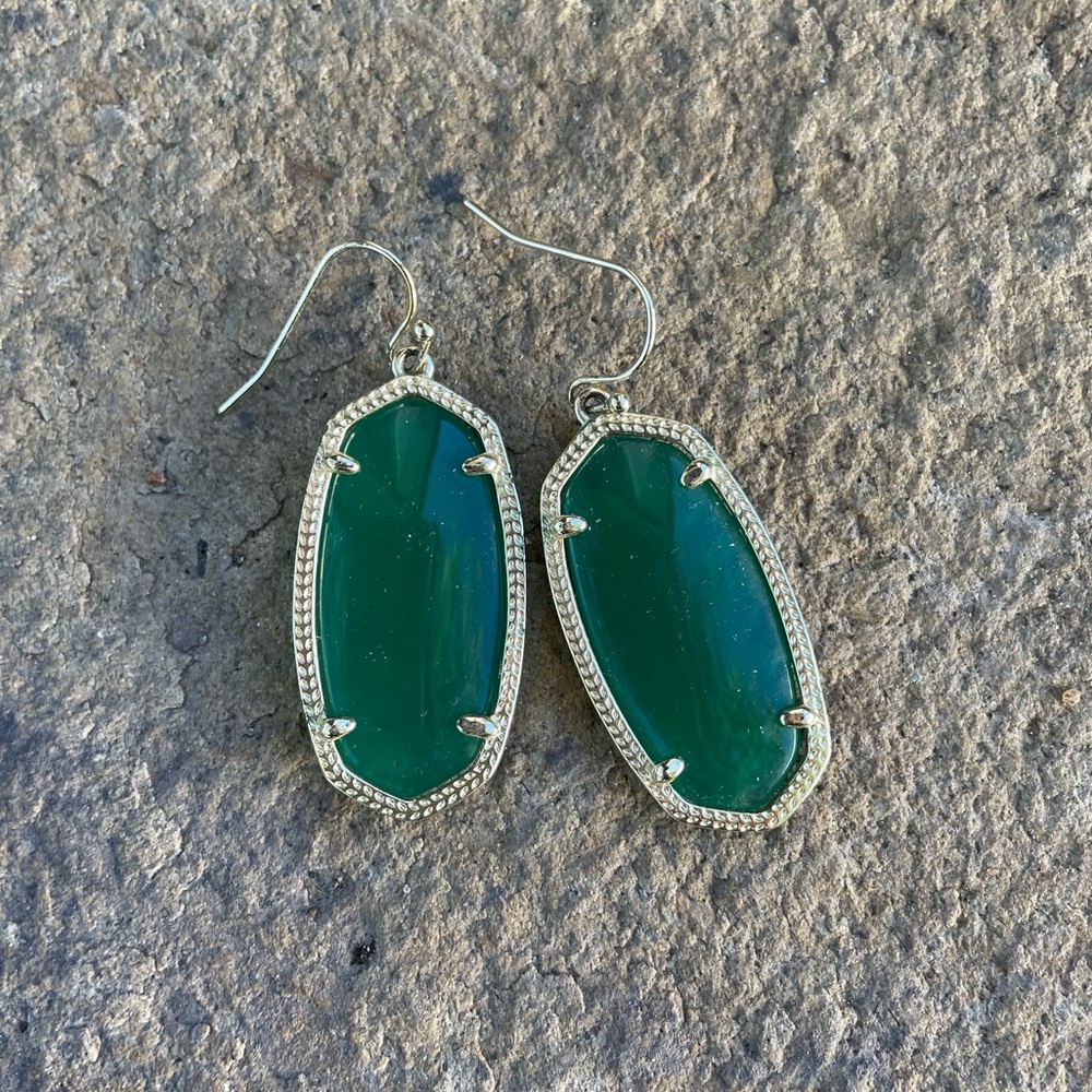 Kendra Scott green Elle earrings